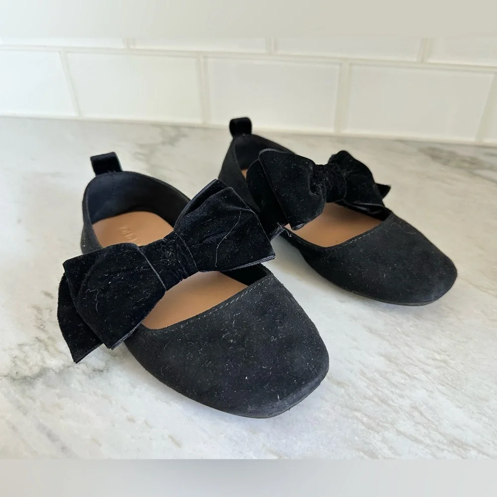 Old Navy Black Kids Shoes with Bow, size 12